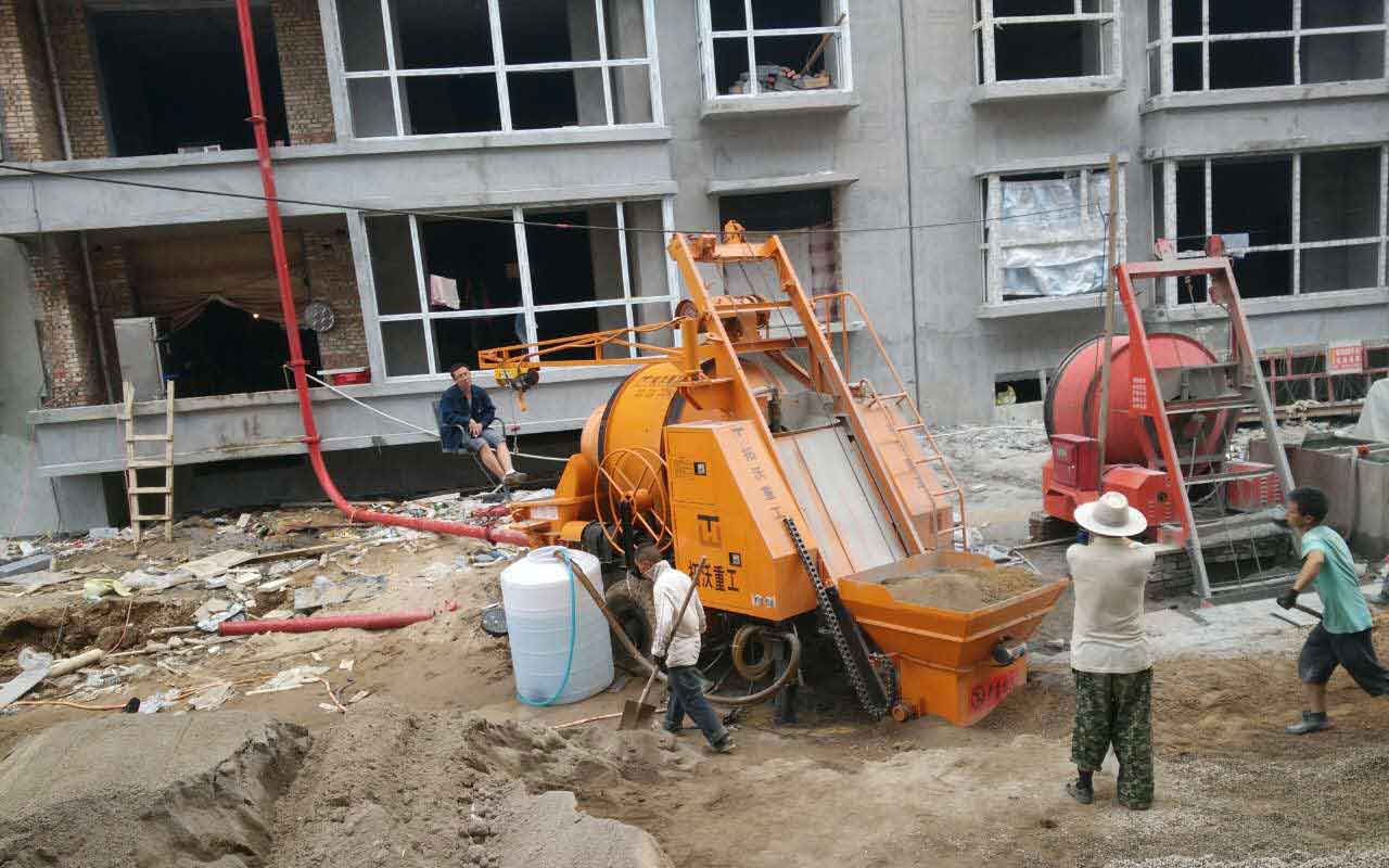 混凝土泵施工现场